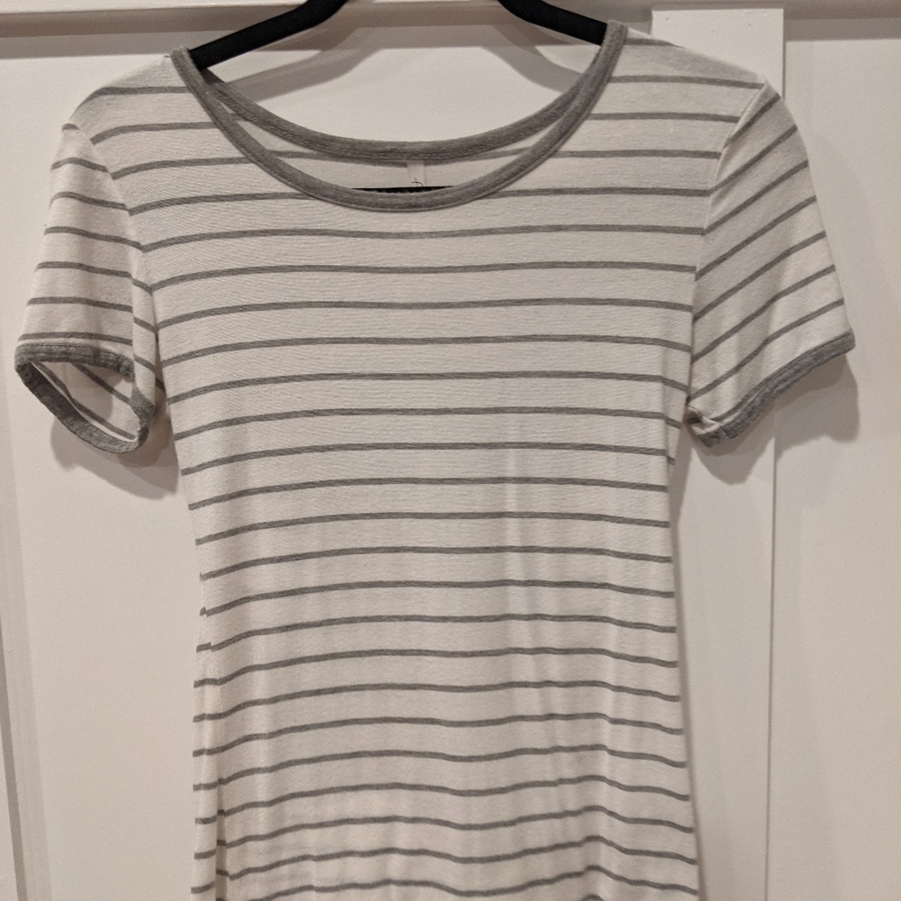 stripped tee
